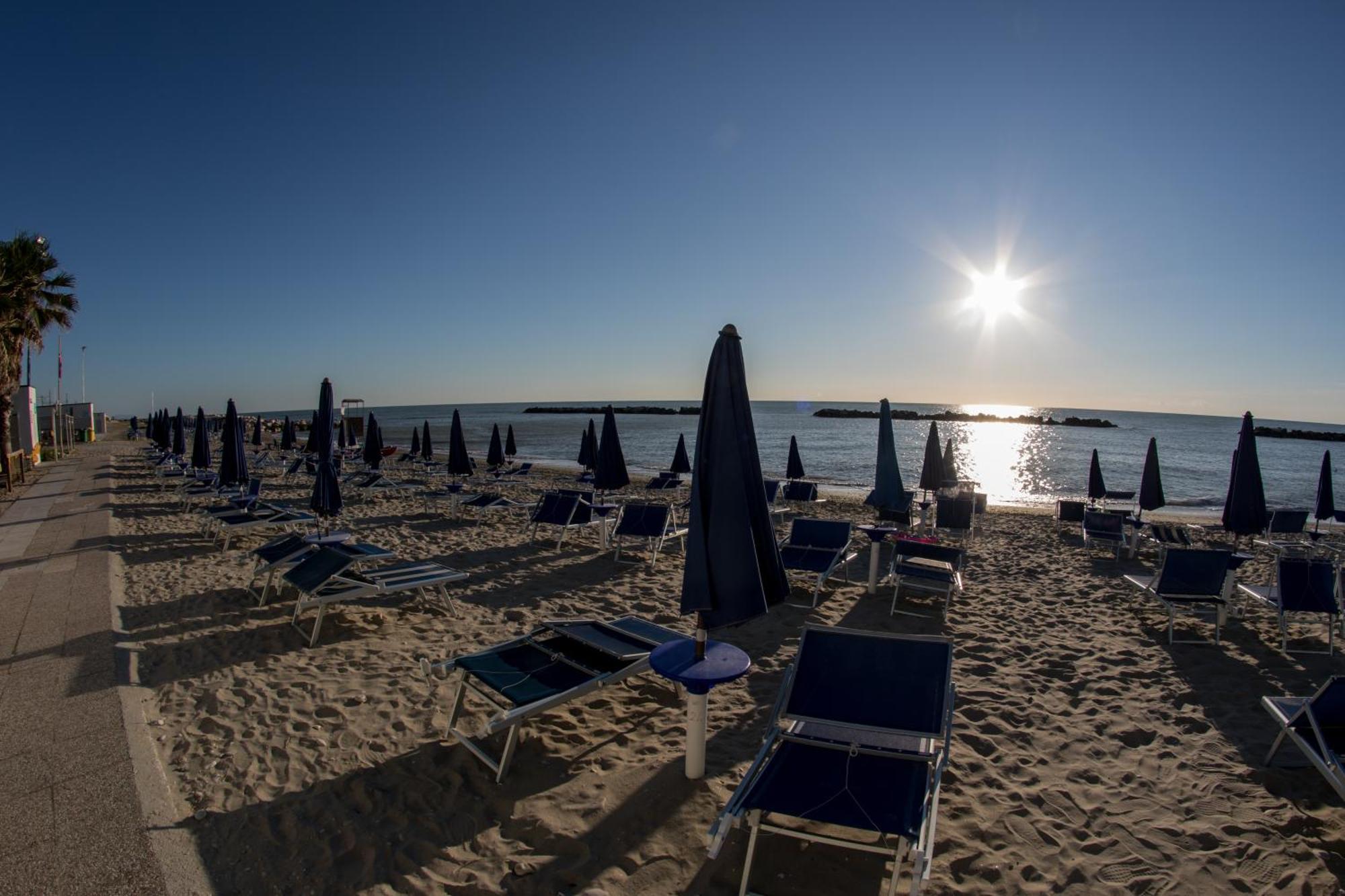 Centro Vacanze Mirage Torre di Palme Buitenkant foto